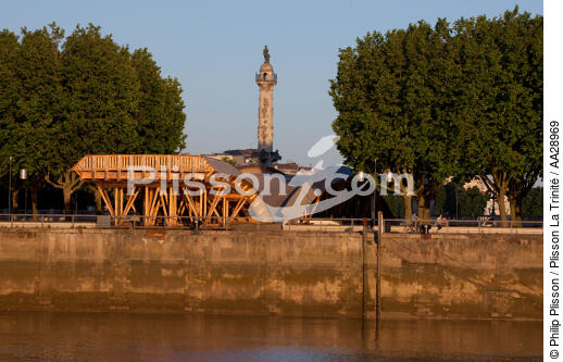 Bordeaux - © Philip Plisson / Plisson La Trinité / AA28969 - Nos reportages photos - Astre