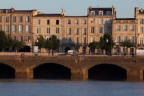 Bordeaux © Philip Plisson / Plisson La Trinité / AA28984 - Nos reportages photos - Lever de soleil