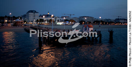 Arcachon - © Philip Plisson / Plisson La Trinité / AA29052 - Nos reportages photos - Nuit