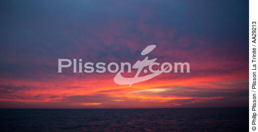 Charente sky - © Philip Plisson / Plisson La Trinité / AA29213 - Photo Galleries - Cloud