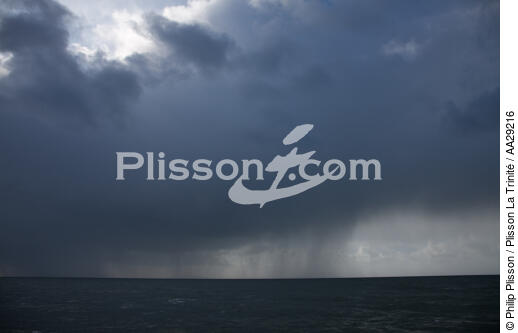 Charente sky - © Philip Plisson / Plisson La Trinité / AA29216 - Photo Galleries - Stormy sky