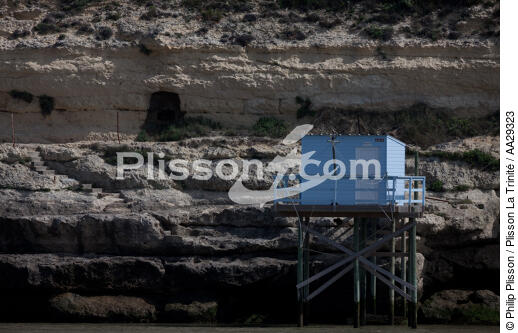 Meschers sur Gironde - © Philip Plisson / Plisson La Trinité / AA29323 - Nos reportages photos - Materiel de pêche