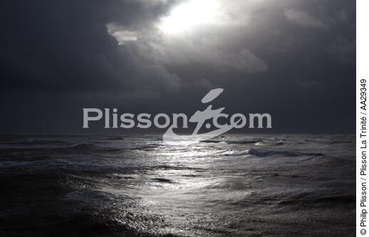 Pertuis de Maumuson - © Philip Plisson / Plisson La Trinité / AA29349 - Nos reportages photos - Lumière