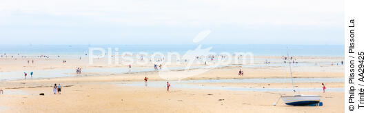 Men Du beach - © Philip Plisson / Plisson La Trinité / AA29425 - Photo Galleries - Big tides