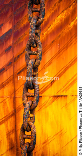 Chaine de mouillage - © Philip Plisson / Plisson La Trinité / AA29618 - Nos reportages photos - Mots clés