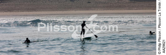 Stand up Paddle - © Philip Plisson / Plisson La Trinité / AA29621 - Nos reportages photos - Surf