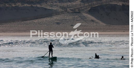Stand up Paddle - © Philip Plisson / Plisson La Trinité / AA29622 - Nos reportages photos - Surf