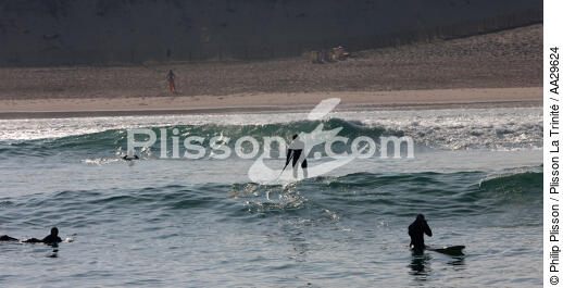 Stand up Paddle - © Philip Plisson / Plisson La Trinité / AA29624 - Nos reportages photos - Surf