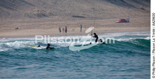 Stand up Paddle - © Philip Plisson / Plisson La Trinité / AA29630 - Nos reportages photos - Surf