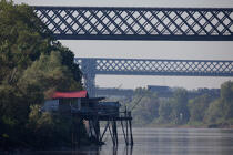 On the Dordogne river © Philip Plisson / Pêcheur d’Images / AA29643 - Photo Galleries - Bridge
