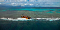 New-Calédonia © Philip Plisson / Plisson La Trinité / AA29684 - Photo Galleries - Running aground