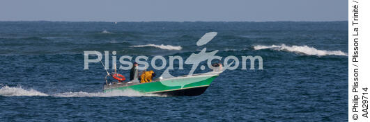 Pêcheurs du Cap Ferret - © Philip Plisson / Plisson La Trinité / AA29714 - Nos reportages photos - Gironde