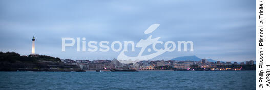 Biarritz - © Philip Plisson / Plisson La Trinité / AA29811 - Nos reportages photos - Pointe Saint-Martin [phare de la ]