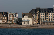 Habitation devant le Sillon à Saint-Malo. © Philip Plisson / Plisson La Trinité / AA29841 - Nos reportages photos - Maison