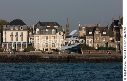Habitation devant le Sillon à Saint-Malo. - © Philip Plisson / Plisson La Trinité / AA29859 - Nos reportages photos - Ille-et-Vilaine