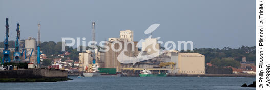 Port de Boucau-Bayonne - © Philip Plisson / Plisson La Trinité / AA29996 - Nos reportages photos - Espagne