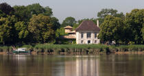 On the Dordogne river © Philip Plisson / Plisson La Trinité / AA30101 - Photo Galleries - Aquitaine