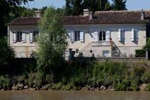On the Dordogne river © Philip Plisson / Plisson La Trinité / AA30107 - Photo Galleries - Aquitaine