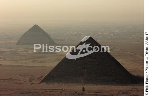 Egypt - © Philip Plisson / Plisson La Trinité / AA30117 - Photo Galleries - Pyramid