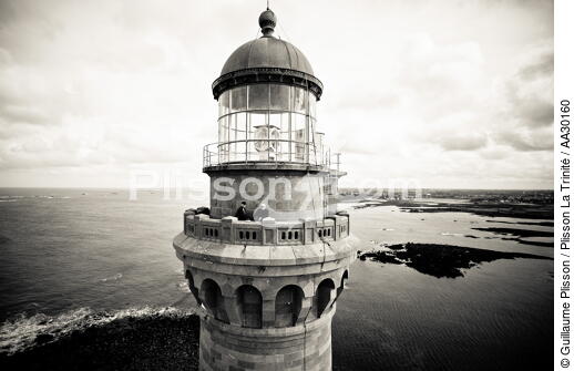 Relève de phare sur l'île Vierge - © Guillaume Plisson / Plisson La Trinité / AA30160 - Nos reportages photos - Phares France