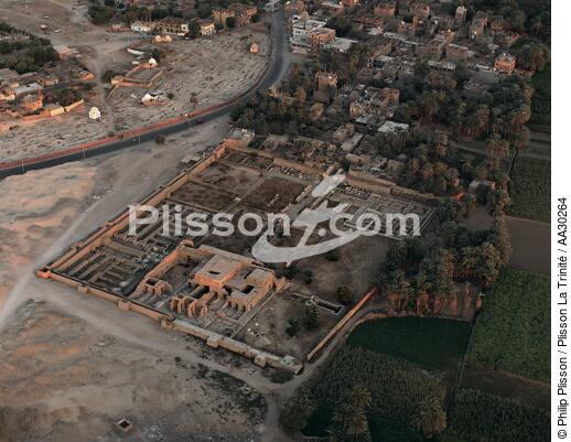 Le "temple des millions d'années" à Gournah - © Philip Plisson / Plisson La Trinité / AA30264 - Nos reportages photos - Egypte