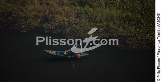 Sur le Nil. - © Philip Plisson / Plisson La Trinité / AA30345 - Nos reportages photos - Egypte