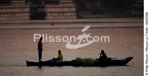 Nile - © Philip Plisson / Plisson La Trinité / AA30368 - Photo Galleries - Small boat