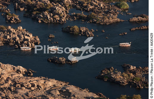 On the Nile. - © Philip Plisson / Plisson La Trinité / AA30429 - Photo Galleries - River [Eygpt]