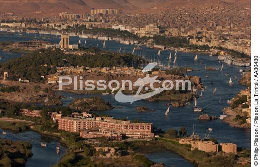 Assuan on the Nile. - © Philip Plisson / Plisson La Trinité / AA30430 - Photo Galleries - River [large]