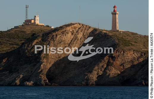 Cap Béar lighthouse in Port-Vendres - © Philip Plisson / Plisson La Trinité / AA30574 - Photo Galleries - French Lighthouses