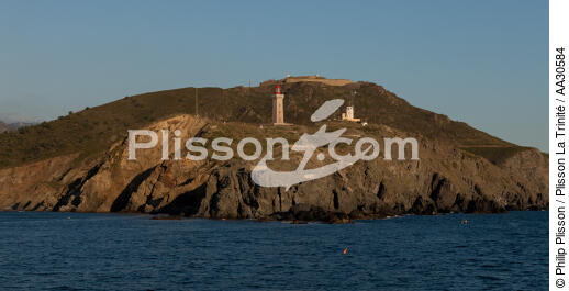 Le phare du Cap Béar à Port-Vendres - © Philip Plisson / Plisson La Trinité / AA30584 - Nos reportages photos - Cap Béar