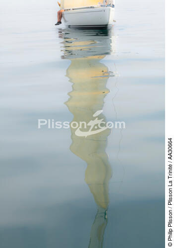 Open de France 6 m JI in Quiberon Bay. [AT] - © Philip Plisson / Plisson La Trinité / AA30664 - Photo Galleries - Light