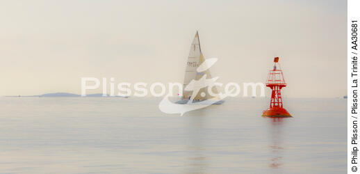 Open de France 6 m JI in Quiberon Bay. [AT] - © Philip Plisson / Plisson La Trinité / AA30681 - Photo Galleries - 6 MIC