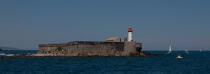Le Fort Brescou devant le Cap d'Agde © Philip Plisson / Plisson La Trinité / AA30825 - Nos reportages photos - De Cerbère à Adge