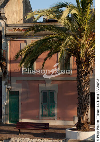 Le Grau du Roi - © Philip Plisson / Plisson La Trinité / AA30992 - Nos reportages photos - De Sète à Martigues