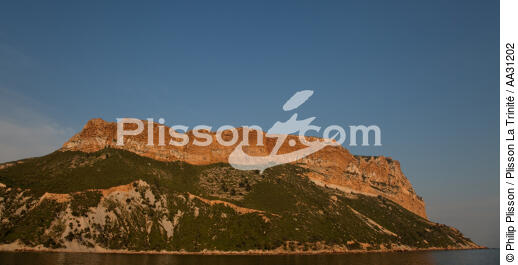 Cap Canaille near Cassis - © Philip Plisson / Plisson La Trinité / AA31202 - Photo Galleries - Cliff