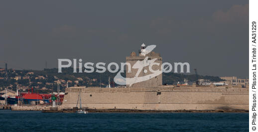 Le Fort de Bouc à Martigues - © Philip Plisson / Plisson La Trinité / AA31229 - Nos reportages photos - Fort
