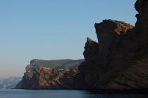 Les falaises du Cap de l'Aigle à La Ciotat © Philip Plisson / Plisson La Trinité / AA31315 - Nos reportages photos - Paysage littoral