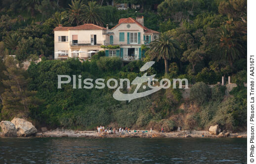 Toulon - © Philip Plisson / Plisson La Trinité / AA31671 - Nos reportages photos - Ville [83]