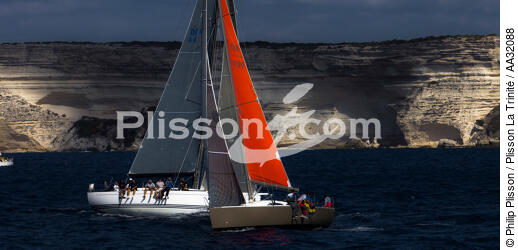 Le Tour de Corse 2011 - © Philip Plisson / Plisson La Trinité / AA32088 - Nos reportages photos - Des îles Lavezzi à Poticcio