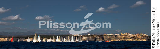 The Tour of Corsica 2011 - © Philip Plisson / Plisson La Trinité / AA32098 - Photo Galleries - Bonifacio