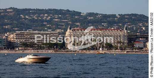 The Hotel Carlton in Cannes - © Philip Plisson / Plisson La Trinité / AA32132 - Photo Galleries - Alpes maritimes
