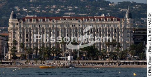 L'hotel Carlton à Cannes - © Philip Plisson / Plisson La Trinité / AA32134 - Nos reportages photos - Cannes
