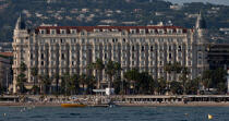 L'hotel Carlton à Cannes © Philip Plisson / Plisson La Trinité / AA32134 - Nos reportages photos - Construction