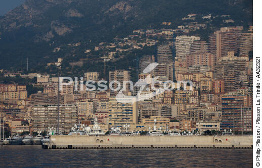 Monaco - © Philip Plisson / Plisson La Trinité / AA32321 - Nos reportages photos - De La Napoule à Menton