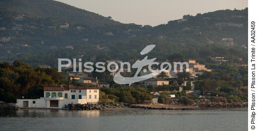 Port-Grimaud - © Philip Plisson / Plisson La Trinité / AA32459 - Nos reportages photos - Provence Alpes Côte-d'Azur