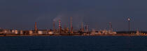 Le port pétrolier de Lavéra dans le Golfe de Fos © Philip Plisson / Plisson La Trinité / AA32479 - Nos reportages photos - Martigues