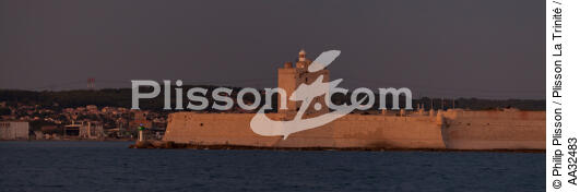 Le Fort de Bouc à Martigues - © Philip Plisson / Plisson La Trinité / AA32483 - Nos reportages photos - De Sète à Martigues