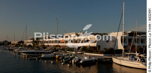 Port Camargue, Le Grau du Roi - © Philip Plisson / Plisson La Trinité / AA32491 - Photo Galleries - Gard