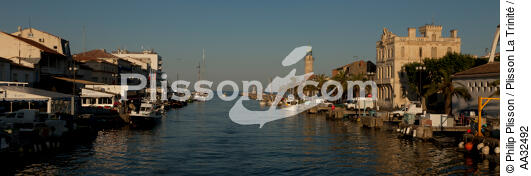 Le Grau du Roi - © Philip Plisson / Plisson La Trinité / AA32492 - Nos reportages photos - De Sète à Martigues